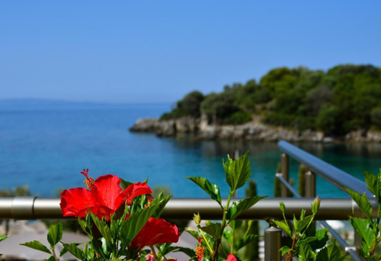 Prima Vista Beachfront Boutique Hotel Sívota Eksteriør bilde